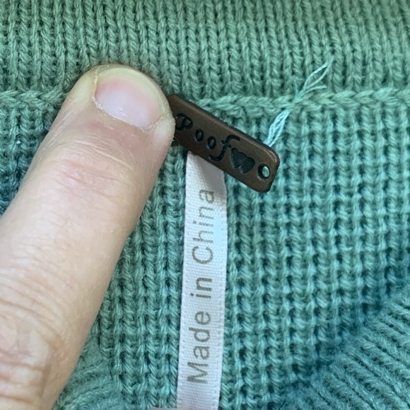 Poof XL Tiered Ruffle Sleeve Pullover Sweater Sage Green - Picture 3 of 6